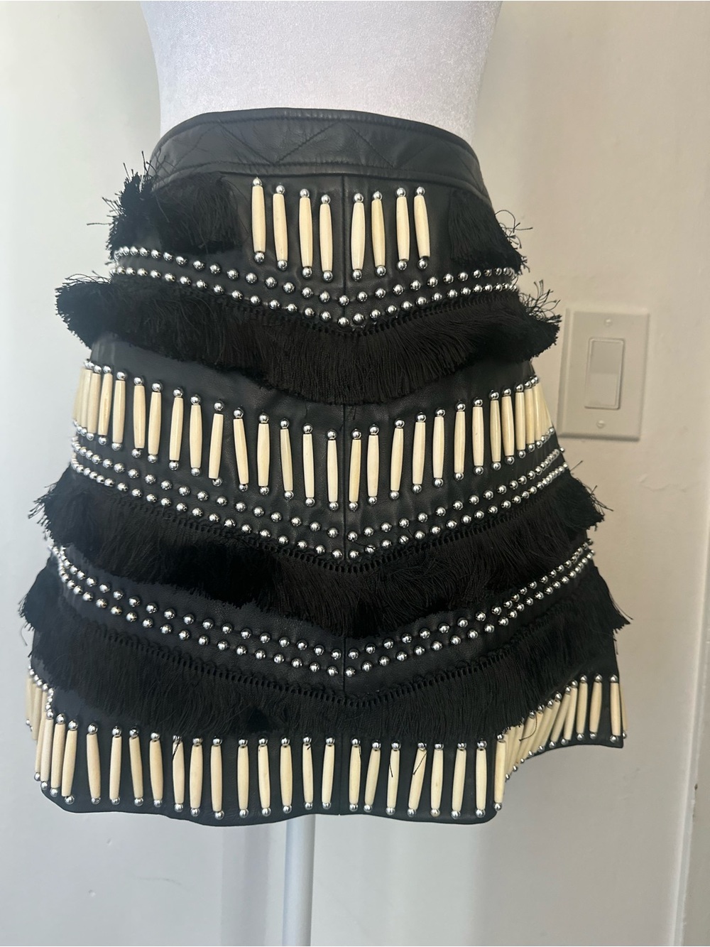 Nasty Gal NWOT Genuine Leather Easy Rider Fringed Beaded Mini Skirt Black L - Picture 4 of 10